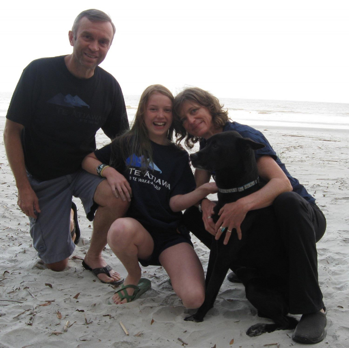 Te Atiawa Whānau - Hoodies & T-Shirts  - Bruce Hills, Lucie Aroha Hills, Susan Thompson & pet Katie - Hunting Island State Park, South Carolina, USA 